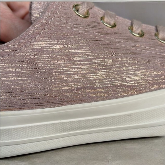 Converse “Precious Metal” Chuck Taylor Low Top in Metallic Taupe (Pink) Sz 8 - Picture 13 of 14